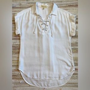 Cloth & Stone by Anthropologie White Lace Up Henley Blouse Size XS